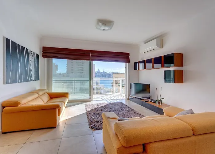 With Pool By Buena Vista Apartment