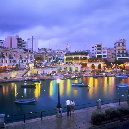With Pool By Buena Vista * Sliema